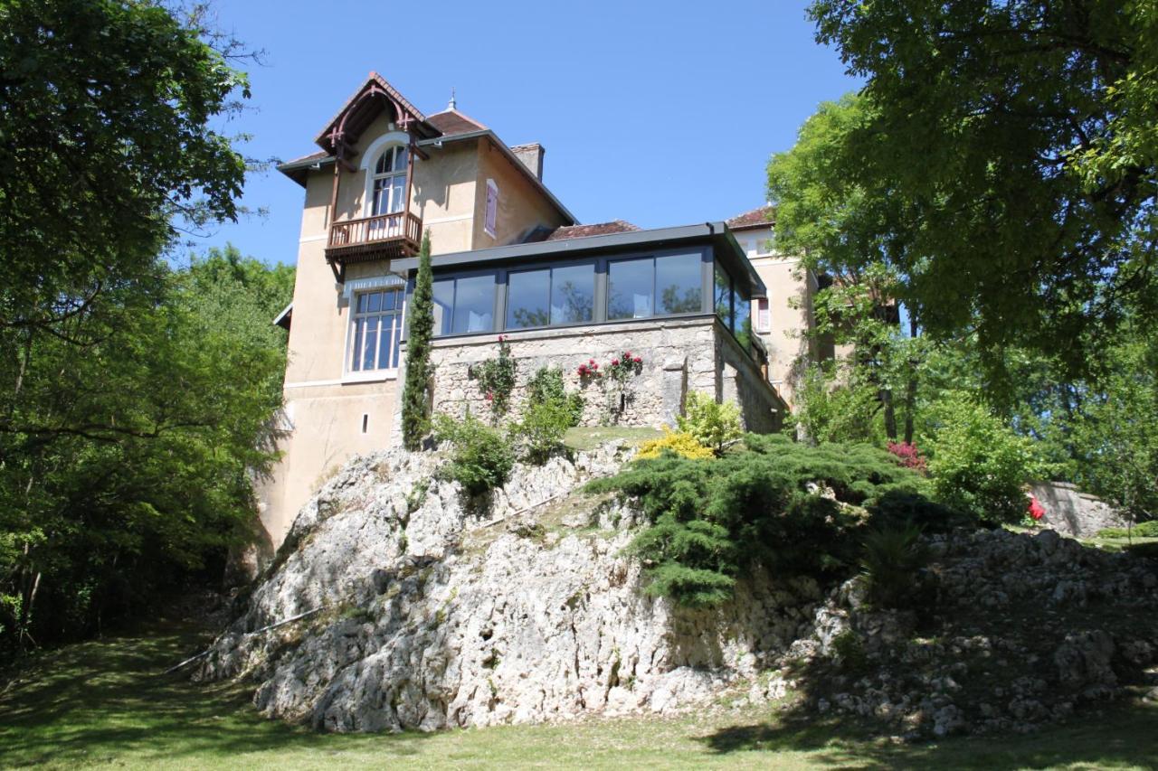 La Garenne de Morestel Extérieur photo