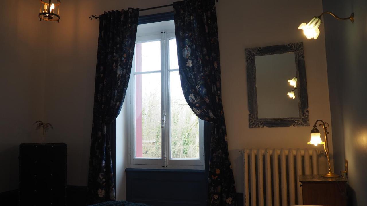 La Garenne de Morestel Extérieur photo