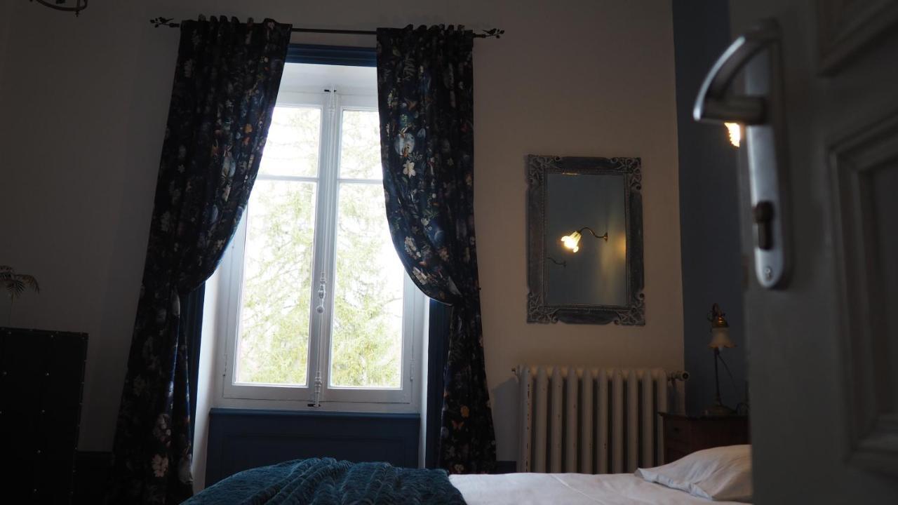 La Garenne de Morestel Extérieur photo