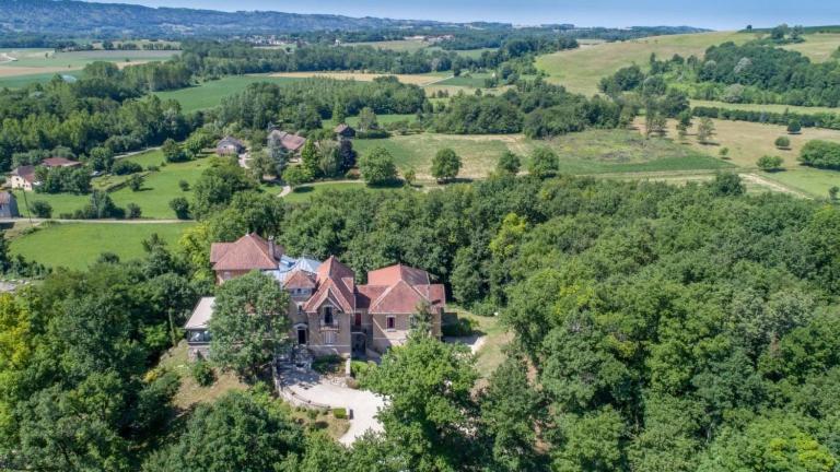 La Garenne de Morestel Extérieur photo